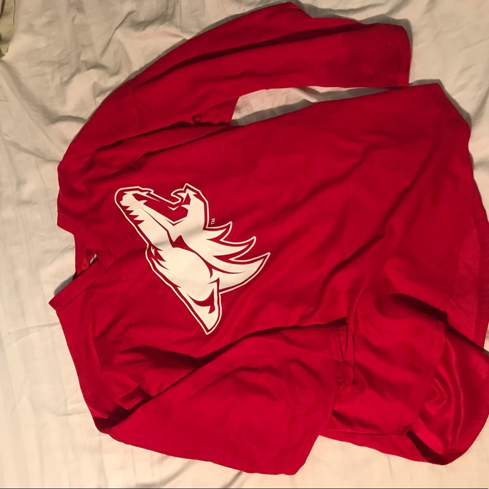 Coyotes red warmup jersey